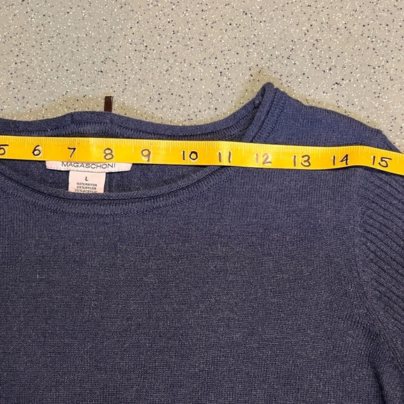 MAGASCHONI Navy Blue scoop neck sweater size L. - Picture 10 of 14